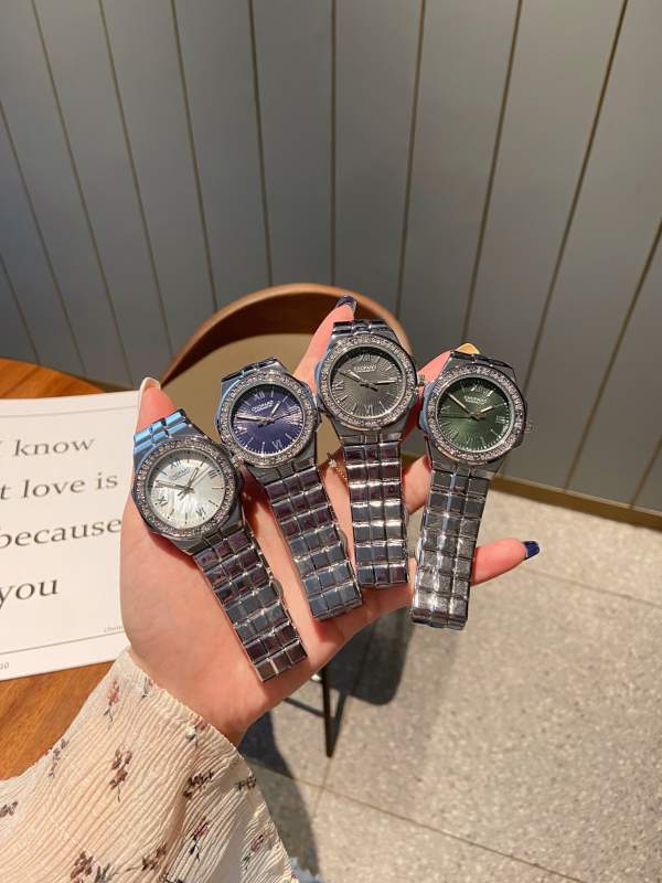 萧邦imperiale系列32mm女士手表