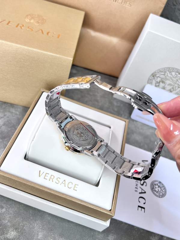范思哲v-tribute系列浮雕美杜莎头像手表