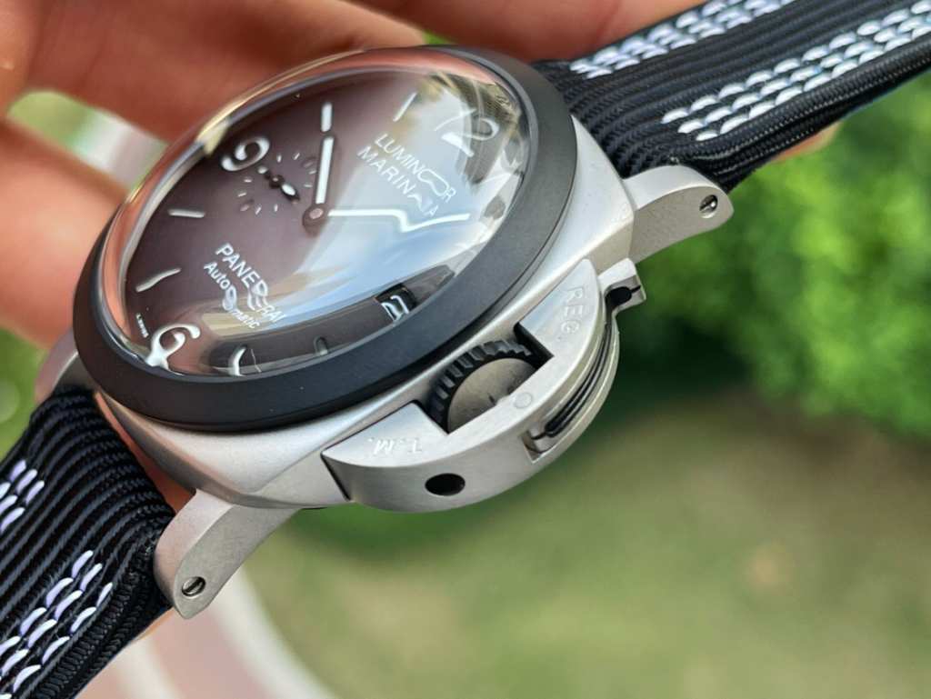 沛纳海限量pam 1122轻薄钛复刻手表
